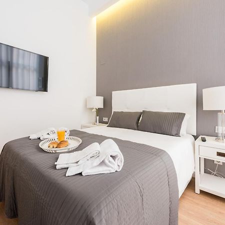 Апартаменты Malasana Plaza Мадрид Экстерьер фото